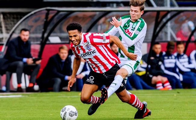 些甘甜又别 些甘甜又别