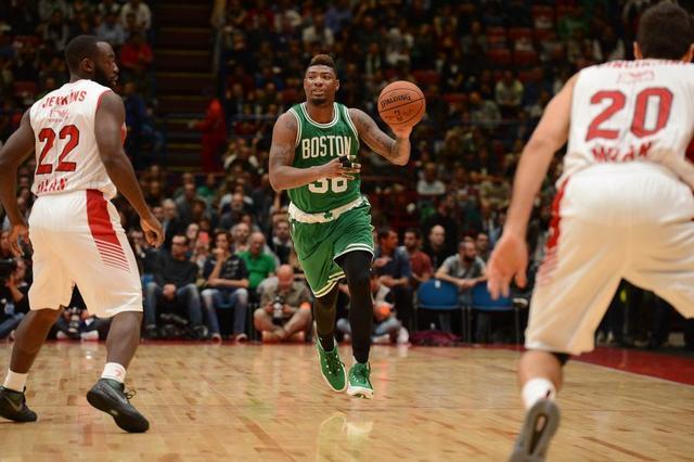 反映出各自 反映出各自