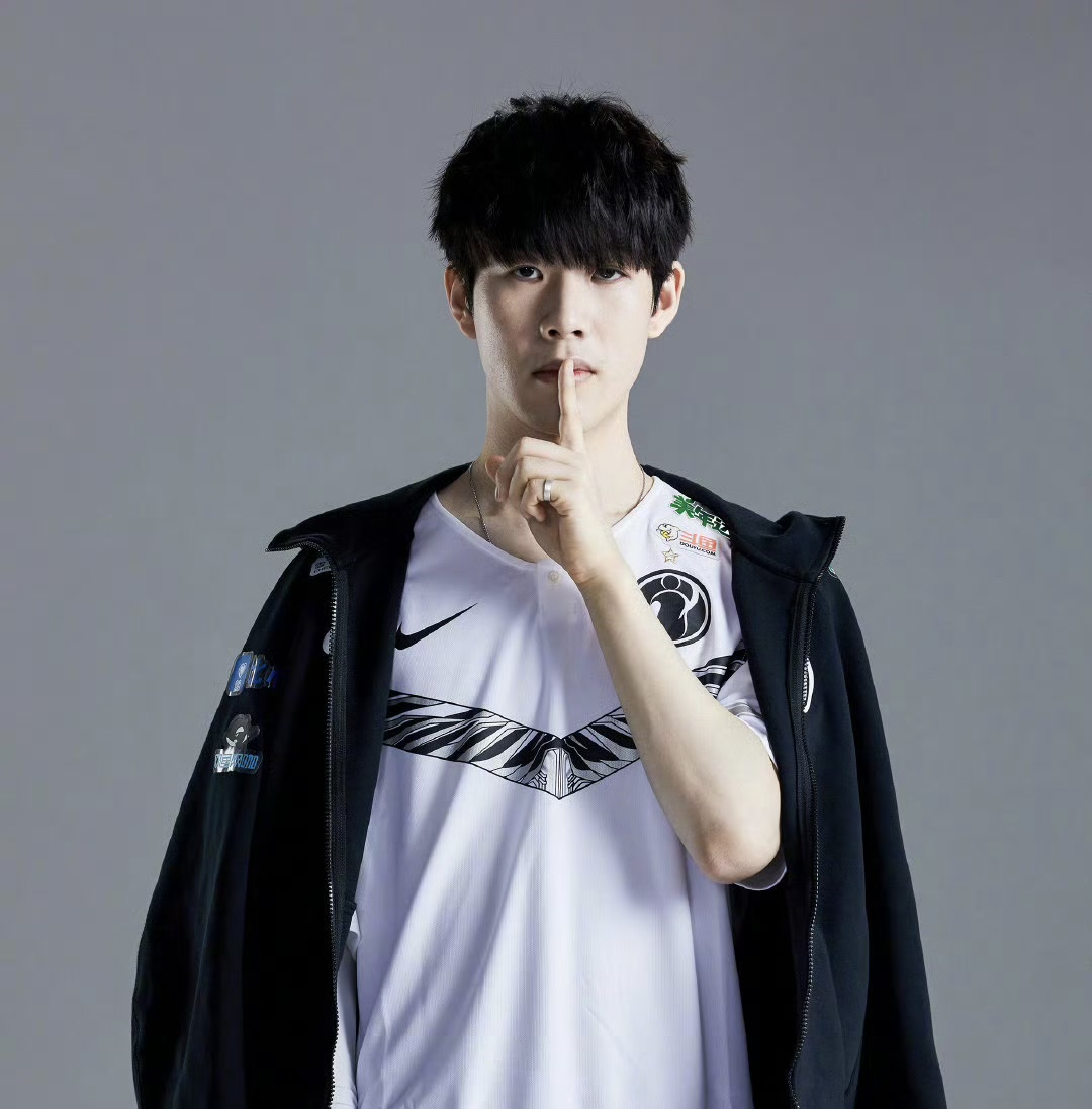 这枚银牌也 这枚银牌也