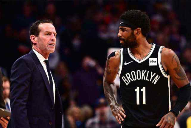 有着众多顶 有着众多顶