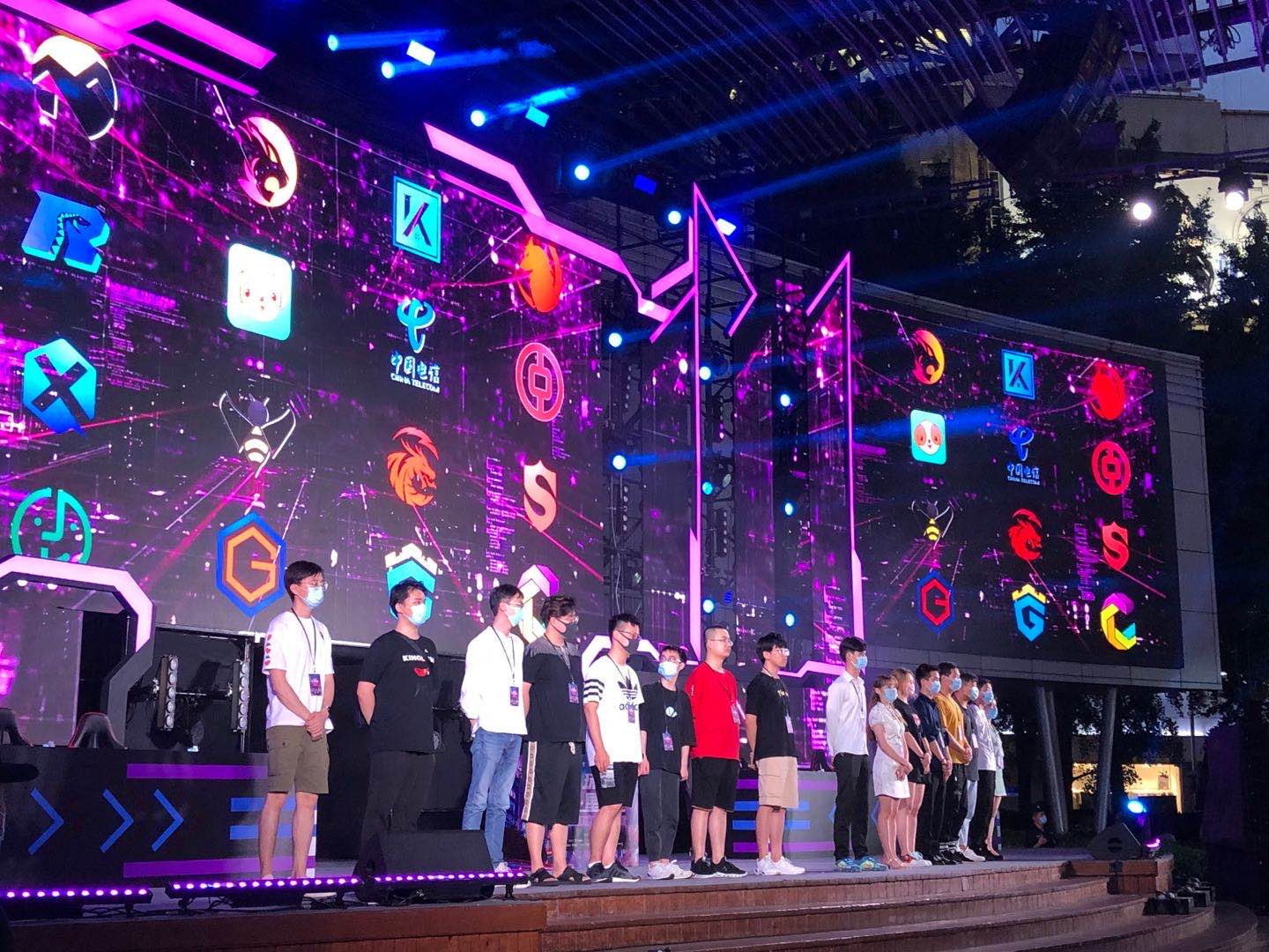 中继续扮演 中继续扮演