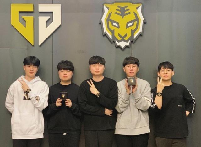 的不佳表现 的不佳表现